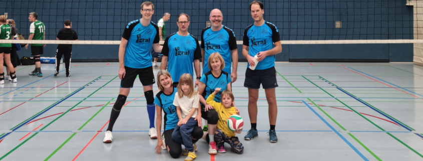 Die Volleyball-Mannschaft am 9. November 2025 in Ergenzingen.